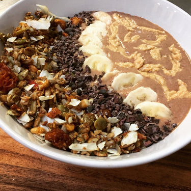 Cashew, Coconut and Chocolate Smoothie Bowl