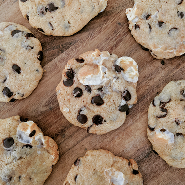 Choc Chip Marshmallow Cookies