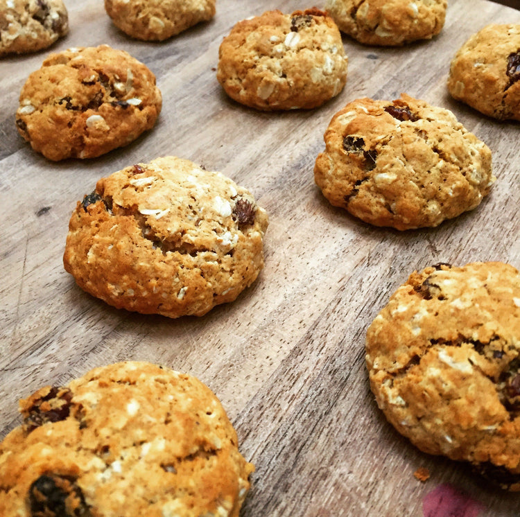 Healthier Oatmeal and Raisin Cookies