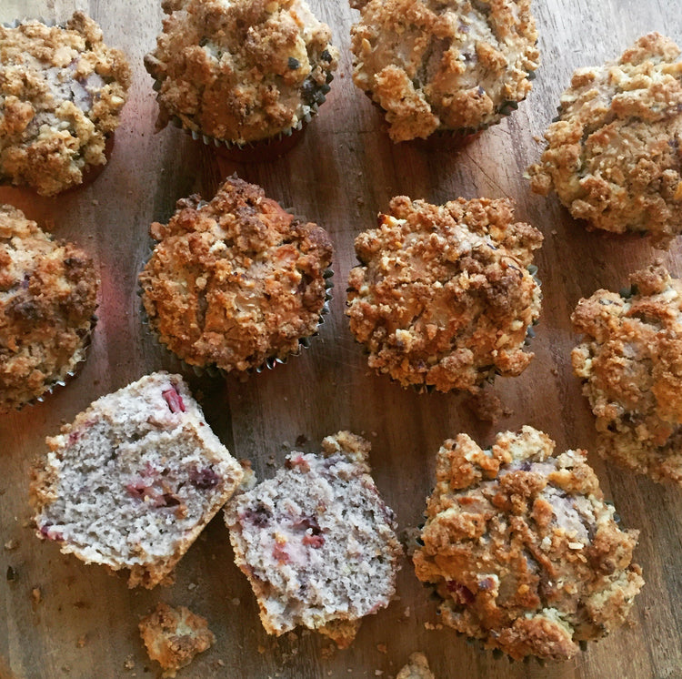 Lime and Rhubarb Crumble Cakes